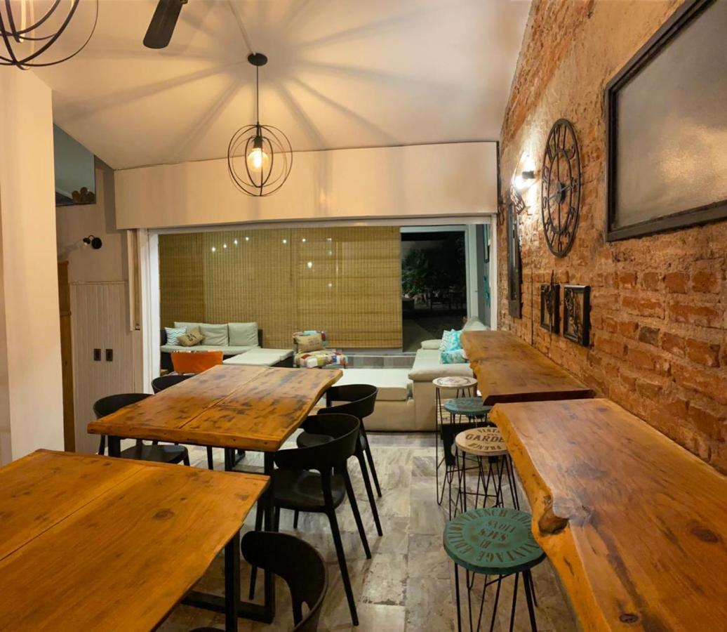 Va Y Viene Boutique Pensión Villa Carlos Paz